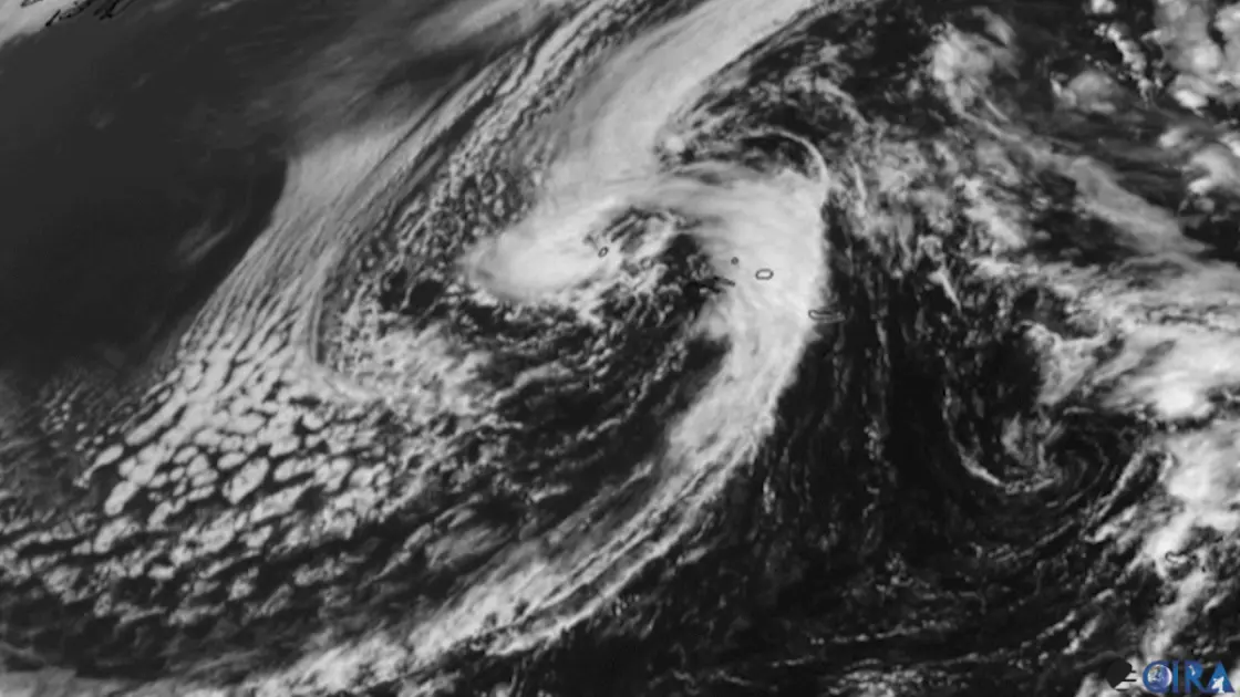 Azores Weather Guide: Best Time to Visit by Month, Temperatures & What to Expect